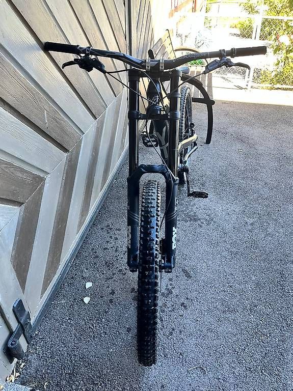 YT Biciclette: YT TUES CF Pro M – Usato da St. Gallen venduto da lukasmet17 1