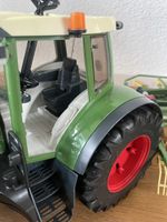 Bruder Fendt mit Kreisler und Bauer-Figur