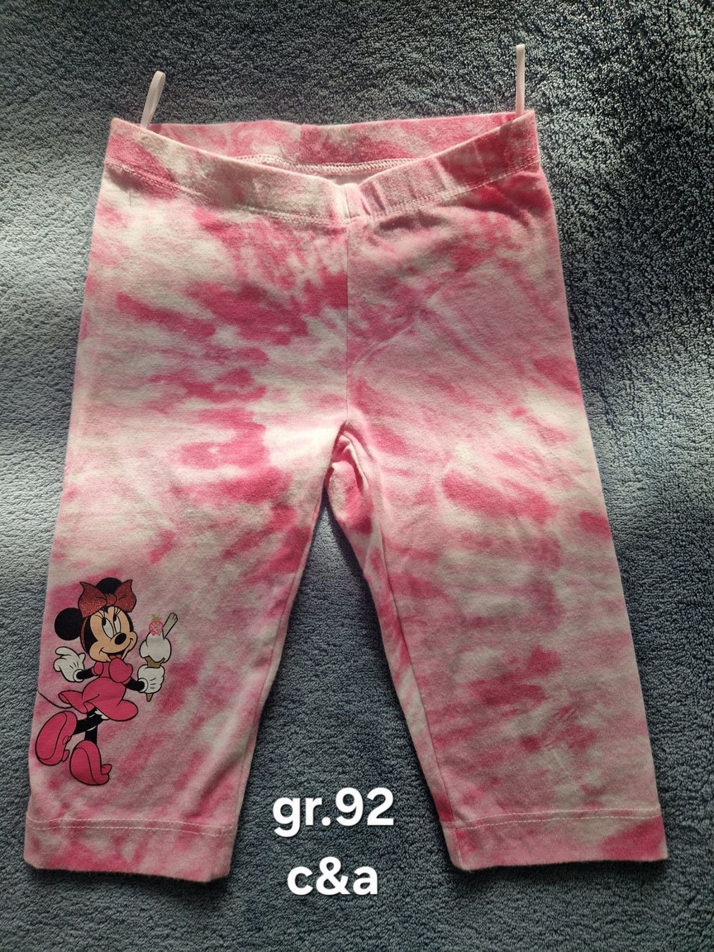 C&A Calze & Collant: Capri Leggings grösse 92 Minnie Maus – Usato da Heimberg venduto da Eleanor20