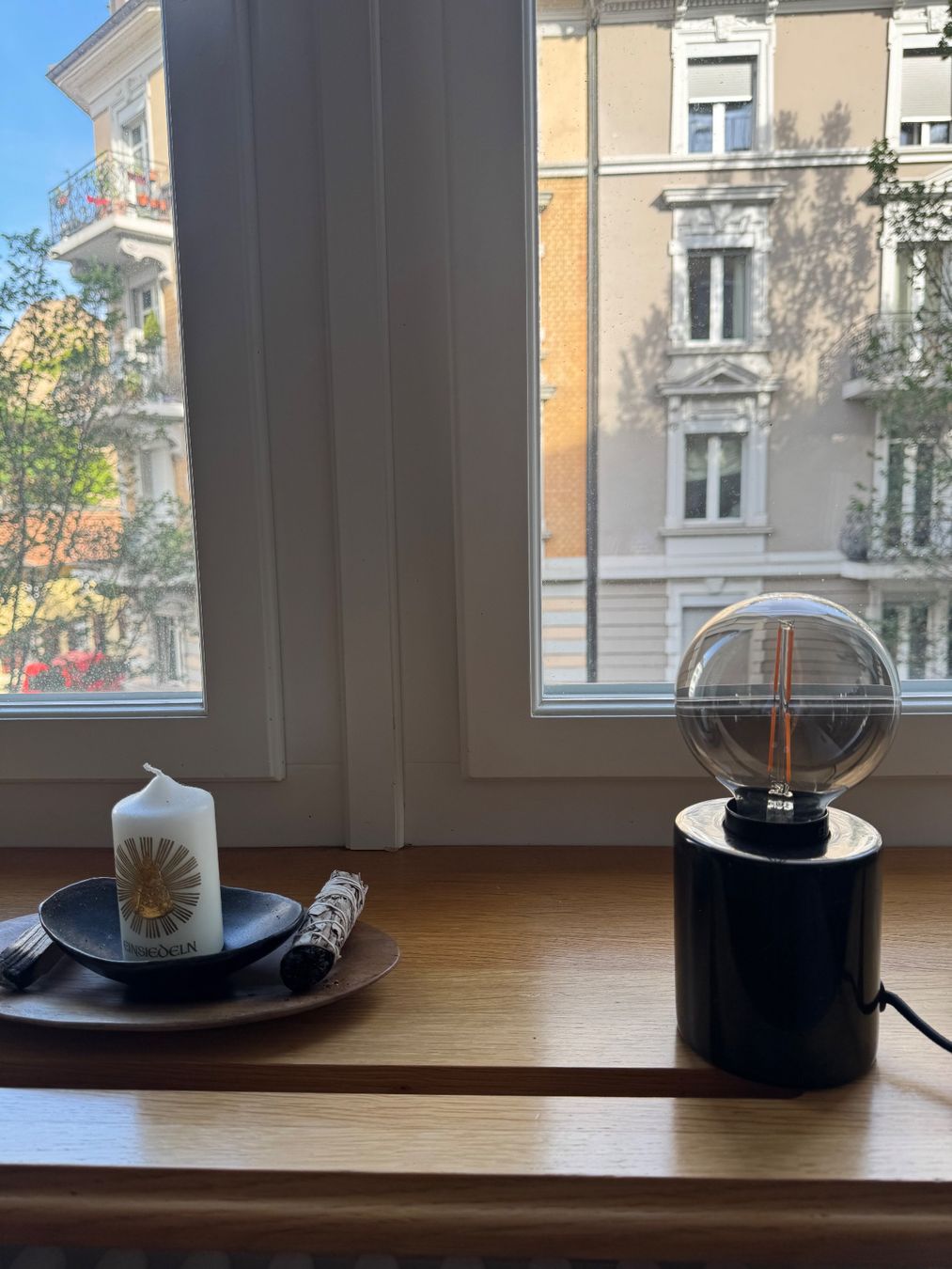 Ikea Lampade: Table lamp, marble black – Usato da Zürich venduto da let_l7hl 5