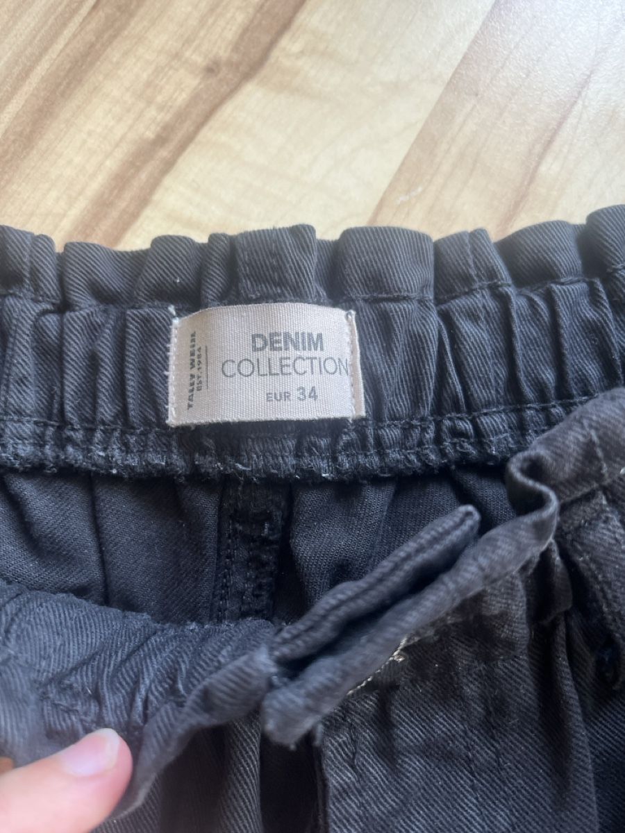 Lotti di vestiti: Kleider paket – Usato da Davesco-Soragno venduto da Marti3011 2