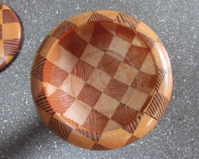 Portagioie: Schöne runde Deckel-Dose, Schatulle aus Holz – Usato da Bischofszell venduto da raika 5