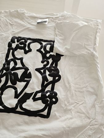 t shirt