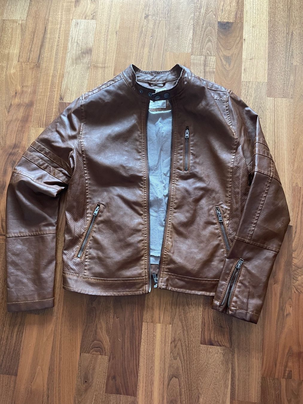 Zara Giacche & Cappotti: Jacke  ZARA Gr. 164 neuwertig – Usato da Lenzburg venduto da PriskaLui