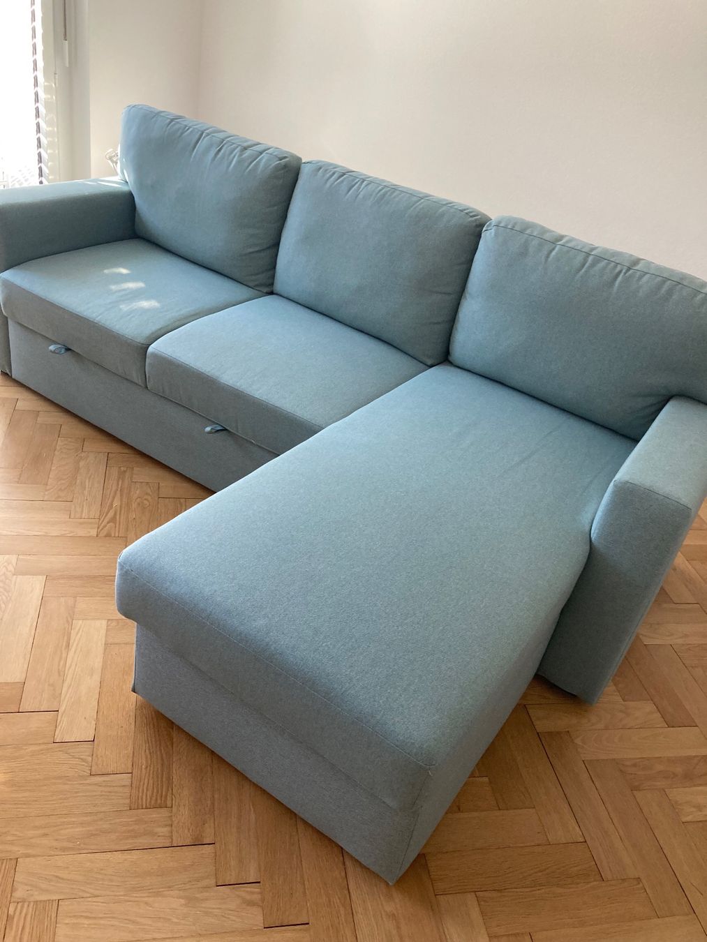 Ikea Sofas: Ecksofa mit Schlaffunktion – Gebraucht aus Zürich von ncg_7d7p