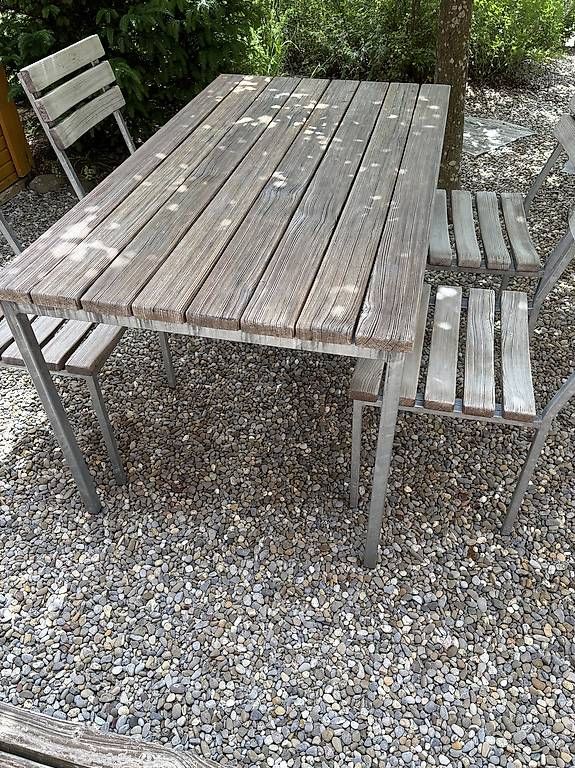 Set di tavolo e panche: Gartentisch und Gartenstühle Schweizer Holz Lärche 140 x 80 – Usato da Hombrechtikon venduto da sch_f7lz 3