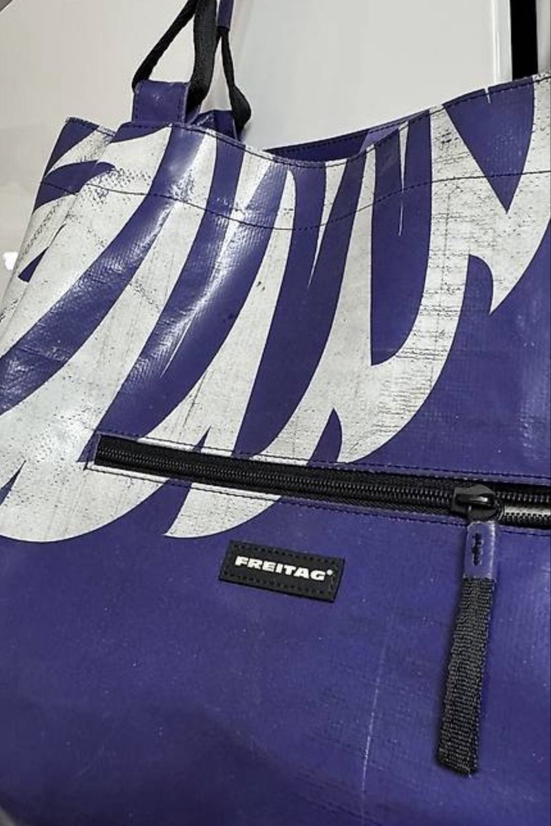 Freitag Borse: Wunderschöne Violette Freitag Tasche 💜 – Usato da Chur venduto da arxi 1