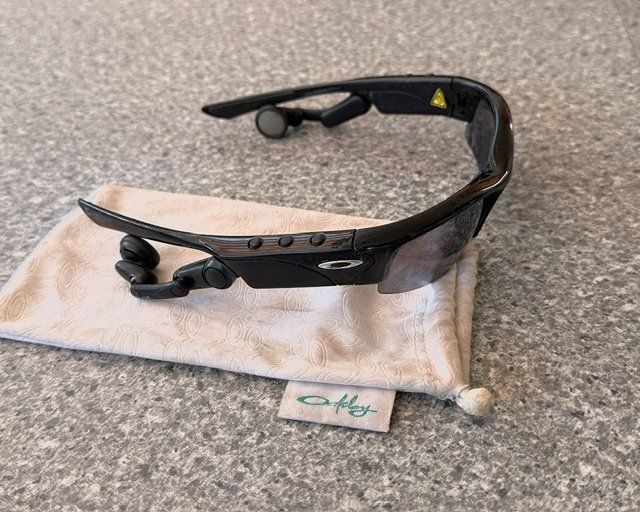 Oakley Occhiali & Lenti: Vintage Oakley Thump Pro MP3 – Usato da Moenchaltorf venduto da pipopeier