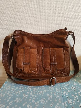 Sac à bandoulière Varese en cuir véritable - parfait!