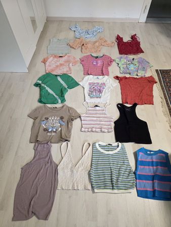 Mädchen Sommer Oberteile - Kleiderpaket Gr.xs
