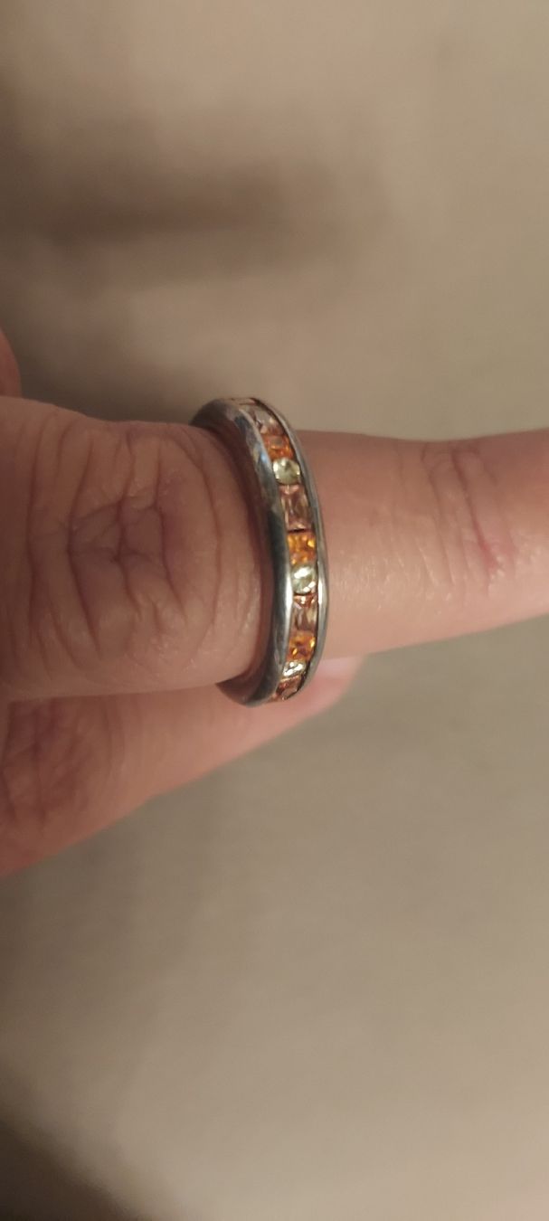 Thomas Sabo Anelli: Thomas Sabo Silberring mit Steinchen – Usato da Liestal venduto da swary007 1