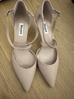 Blush-farbenen Slingback-Pumps mit Fersenriemen Gr 40