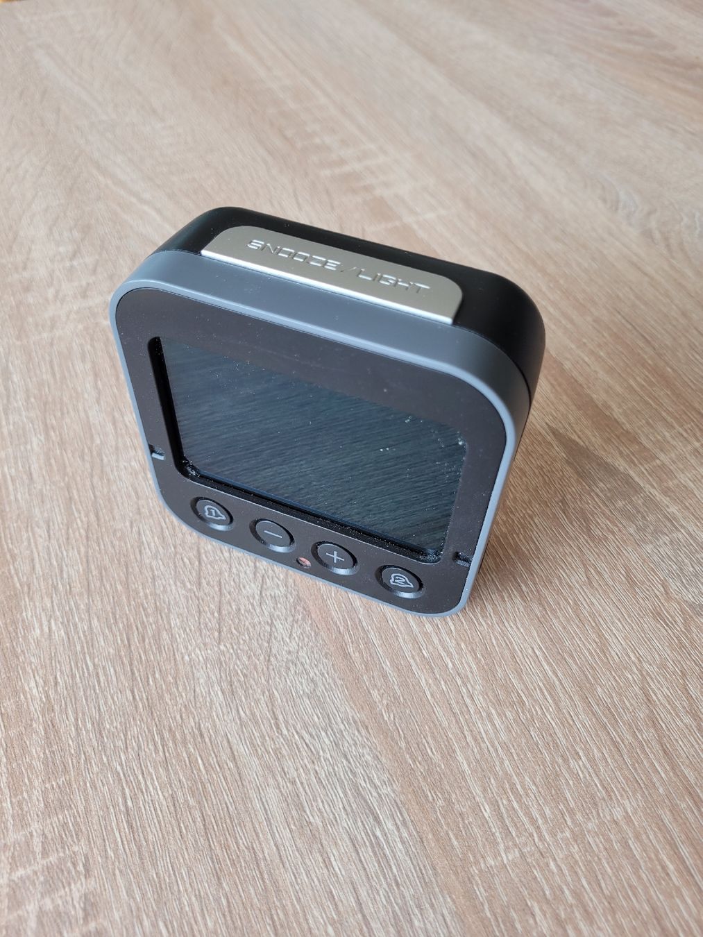 Sveglie: Digitaler Wecker mit Snooze und Licht – Usato da Uster venduto da 13smiley13 2