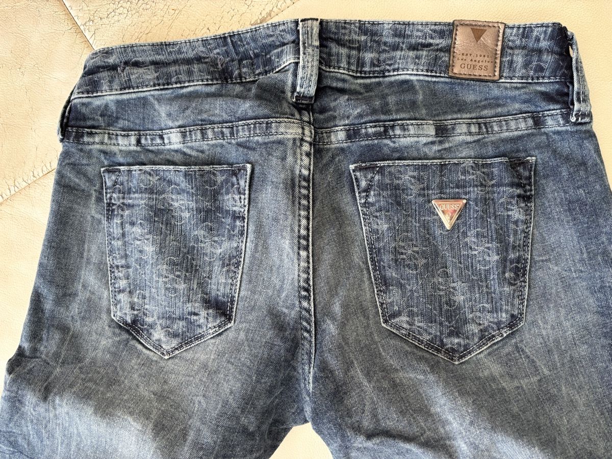 Guess Jeans: Guess Jeans blau – Usato da Sulzbach venduto da dfrey25 3