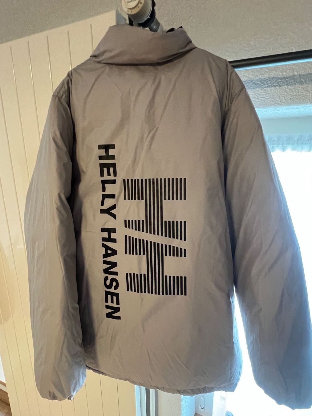 Helly Hansen Giacche: Winterjacke – Usato da menziken venduto da sevijoel01 3