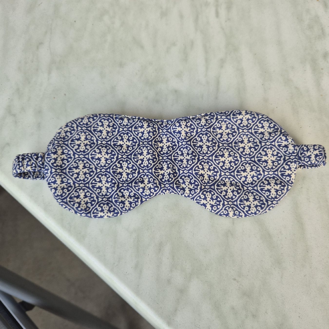 Pyjamas: Schlafmaske dunkelblau mit Muster neu – Neuf (Voir description) à Bremgarten b. Bern par Lexy05