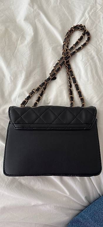 Taschen für Damen: Crossbody Bag – Defekt aus Basel von you_5sm7 1