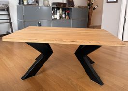 Couchtisch Massivholz / Metall 