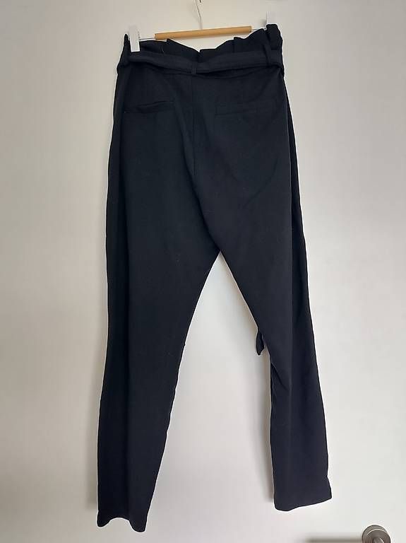 Vero Moda Pantaloni: Pantalon taille haute M Vero Moda – Usato da Morges venduto da L_6688 3