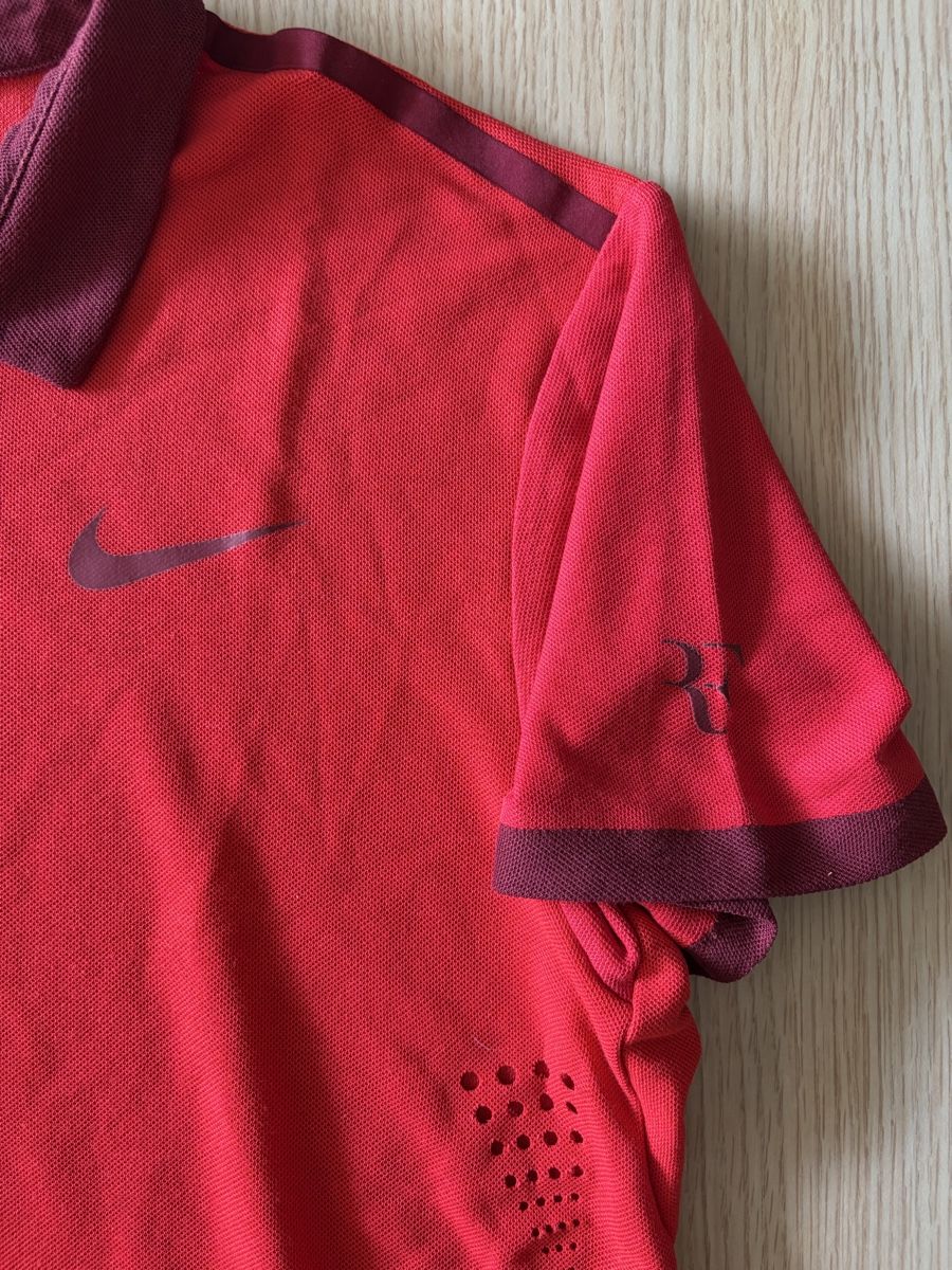 Nike T-shirt: Nike Roger Federer Polo  – Usato da Genève venduto da jjs_5gm6 1