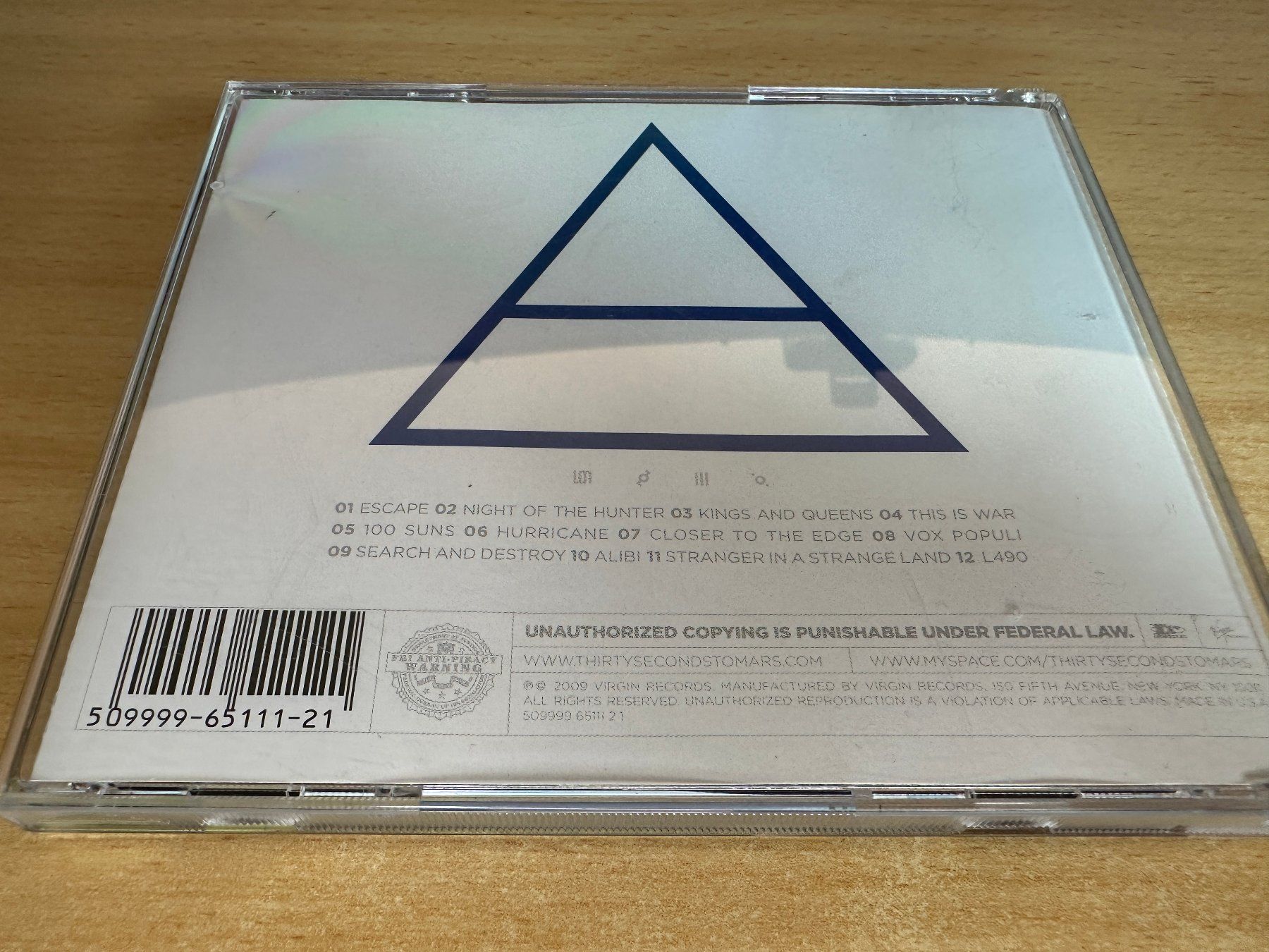 CD: Thirty Seconds To Mars – This Is War – Usato da Rikon im Tösstal venduto da Alpenmutz 1