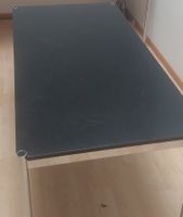 USM Bürotisch schwarz mit Metallgestell akzeptabler Zustand