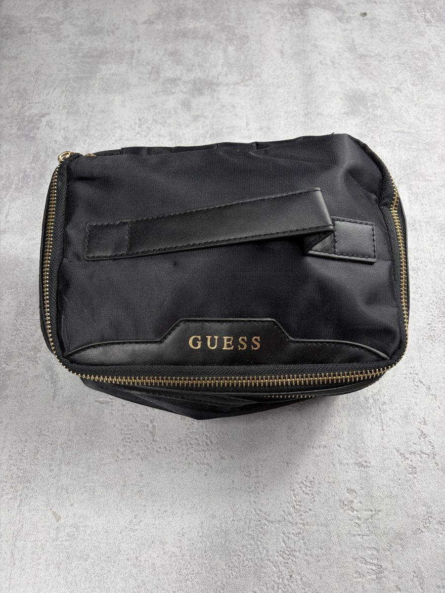 Guess Custodie per cosmetici: Trousse de toilette Guess Noir - Double Zip – Nuovo (secondo la descrizione) da Hauterive NE venduto da Leo_o 1