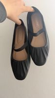 Schwarze Mary-Janes Gr. 39