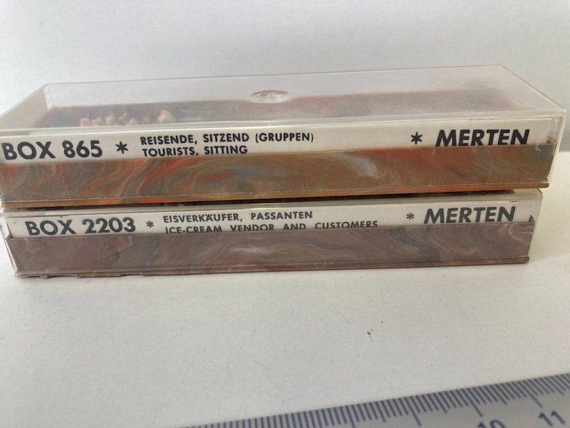 2er-set-merten-h0-figuren-eisverk-ufer-reisende-im-sitzen-gebraucht