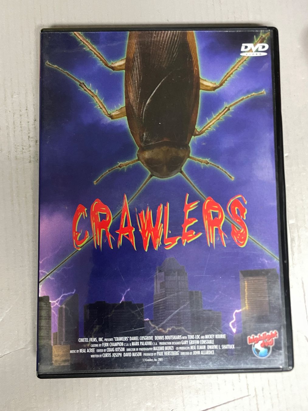Tutti i DVDs: Crawlers – DVD  Sci-Fi – Usato da Muri b. Bern venduto da AdidasCollector 4