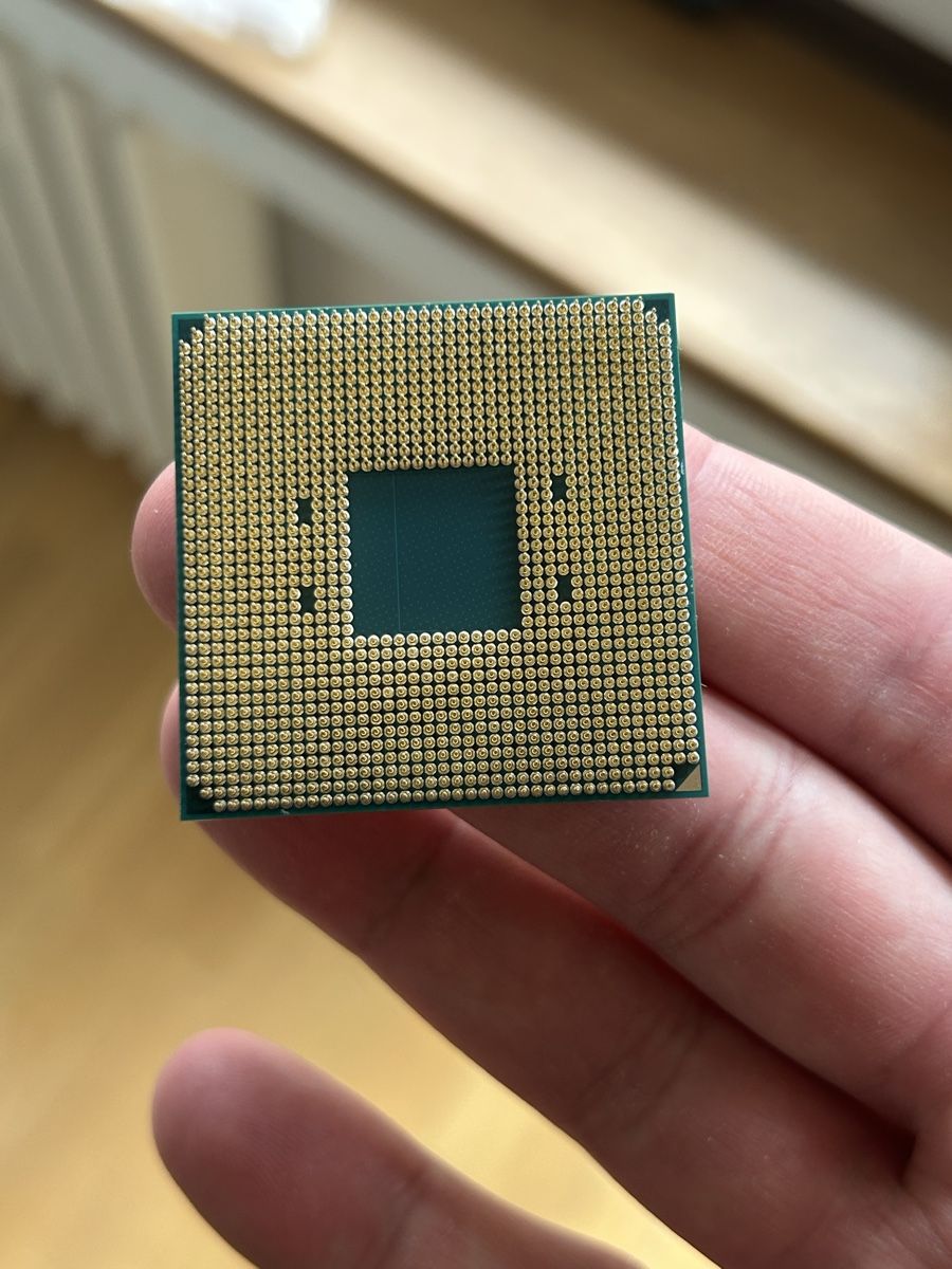 Amd Componenti elettronici: AMD Ryzen 9 3900X 12 Kerne / 24 Threads – Usato da Zürich venduto da gab_9 1