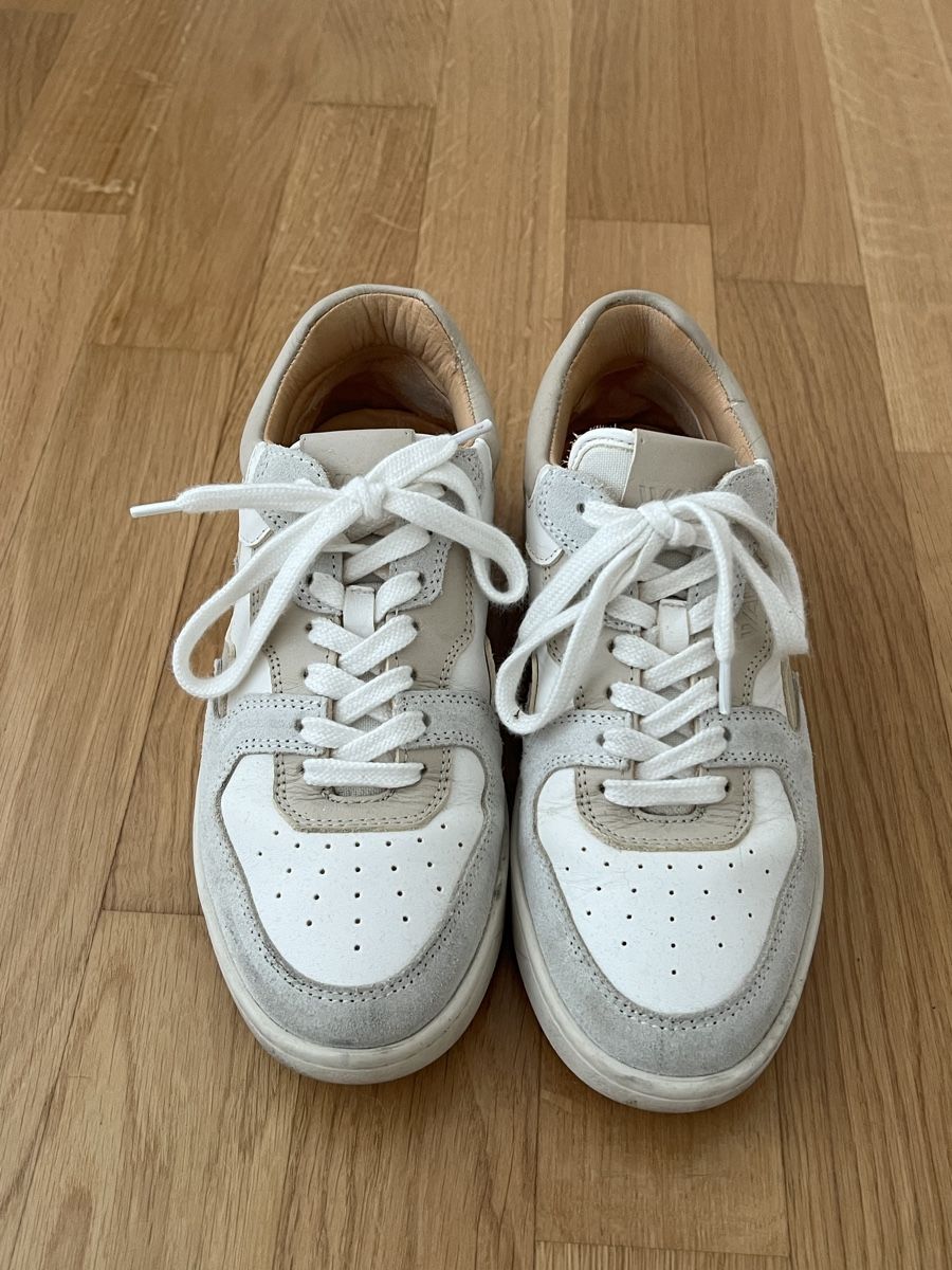 Damenschuhe: Wayz Damen Sneaker Gr. 38 – Gebraucht aus Urdorf von be_bravee 2