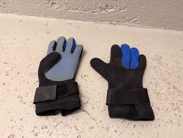 Taucherhandschuhe blau/schwarz, Gr. XS gebrauchter Zustand