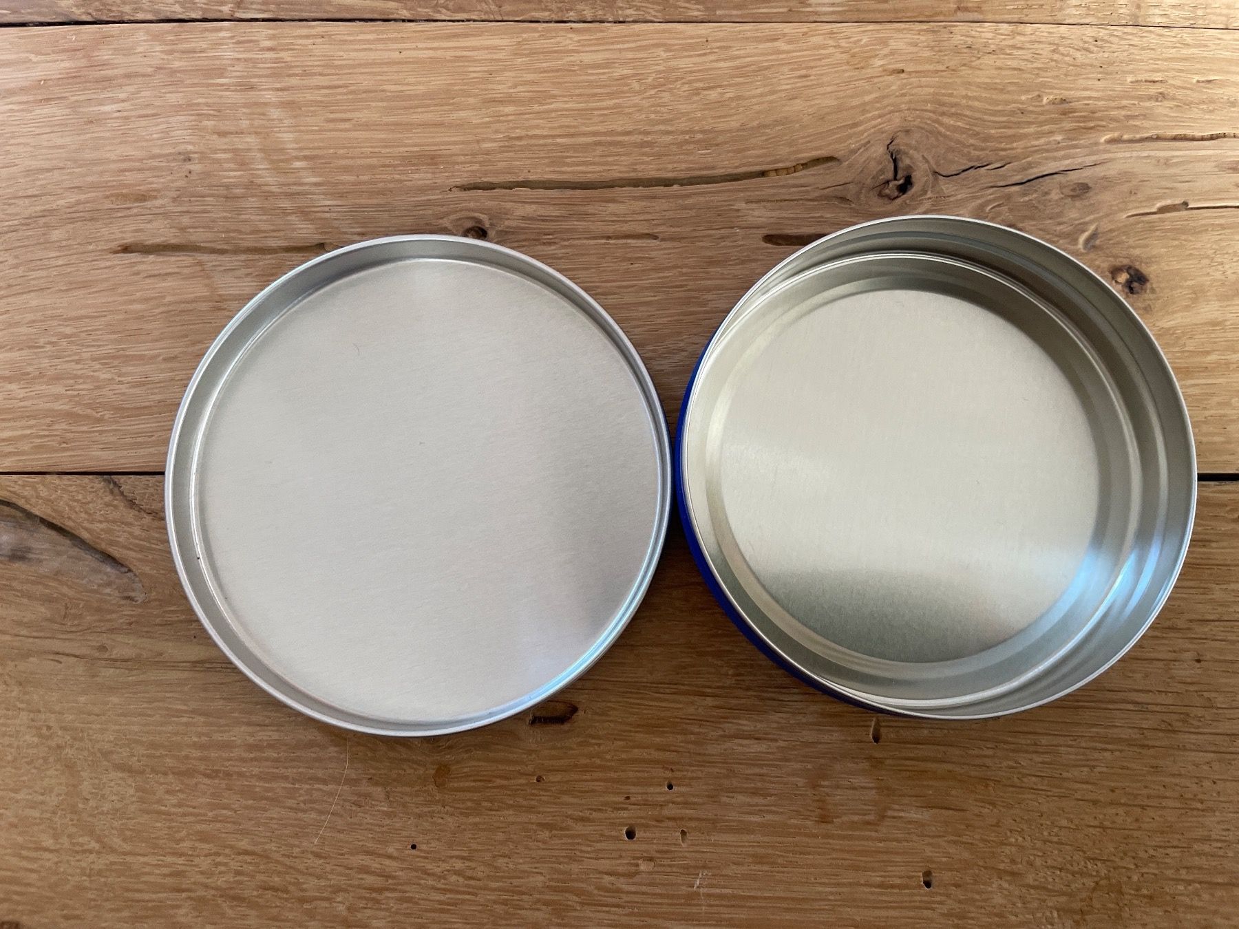 Nivea Altro in Decorazioni & Accessori: Vintage Nivea Dose, Blechbüchse – Usato da Winterthur venduto da cheerio97 1