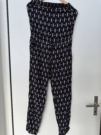 jumpsuite