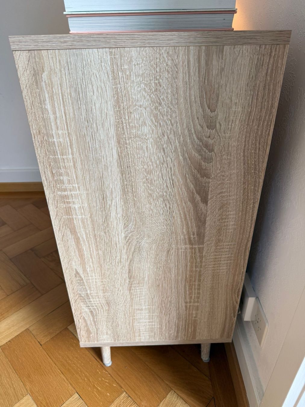 Cassettiere: Kommode Holzoptik mit Rattan-Türen – Usato da Zürich venduto da mar_vtx2 2