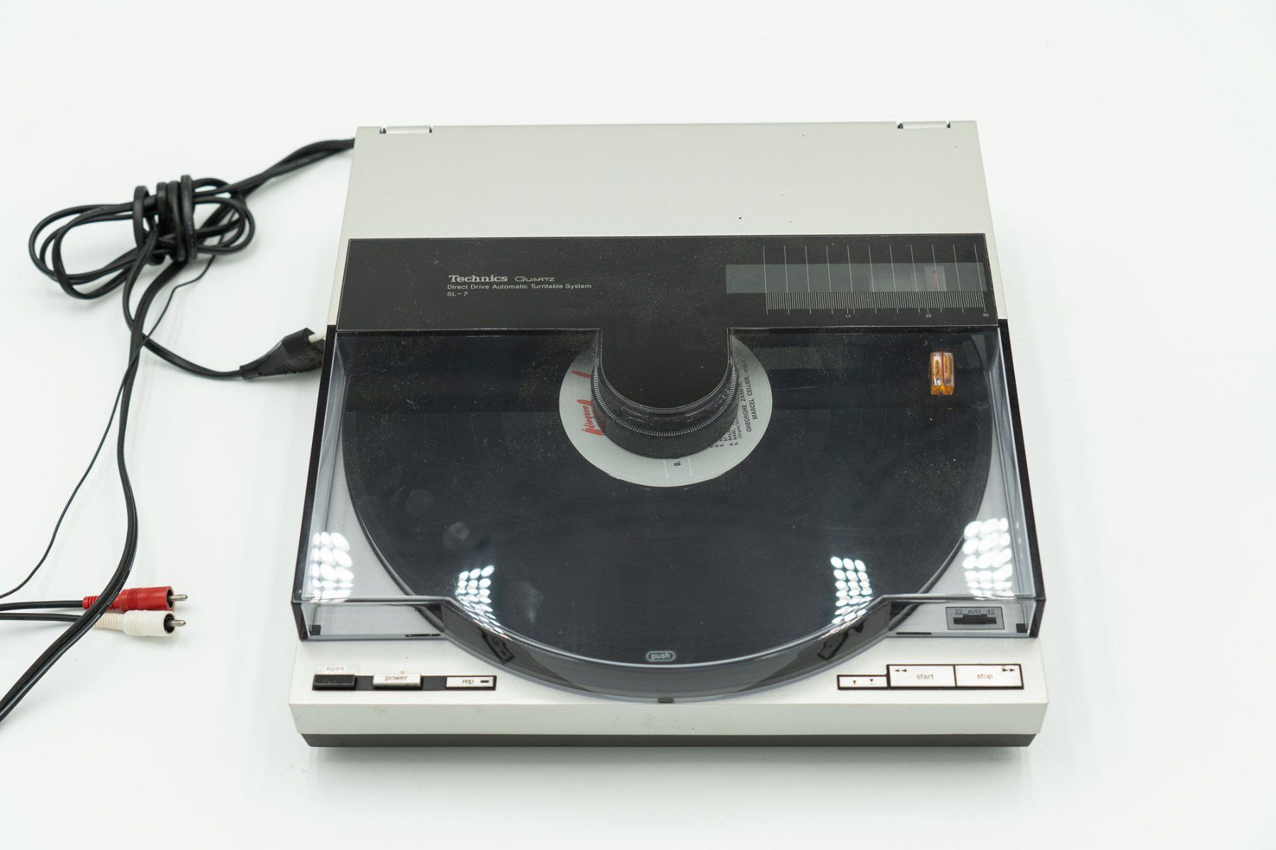 Technics Plattenspieler: Technics SL-7 - Direktantrieb, Automatik - Ref. 07/57 – Gebraucht aus Au ZH von BrockiAu