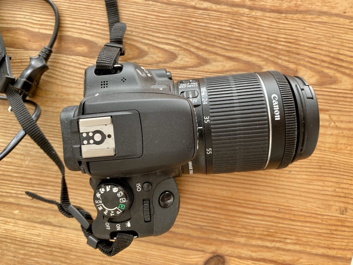 Canon Fotocamera: Canon EOS 100D Spiegelreflexkamera mit Objektiv & Tasche! – Usato da Walenstadt venduto da Fedi59 5