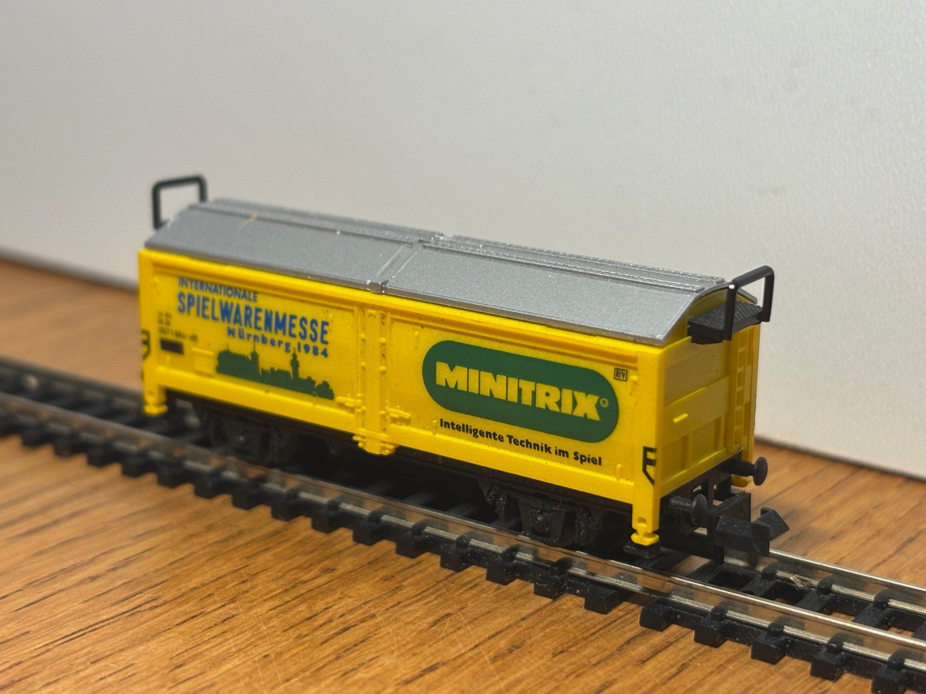 Modellini di ferrovie: *e1232: Güterwagen (Spur N) – Usato da Birsfelden venduto da Birs_25