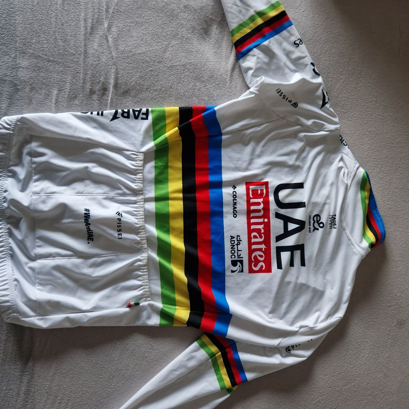 Canottiere & Pantaloni: UAE Velotrikot – Usato da laax venduto da hcd1101 1