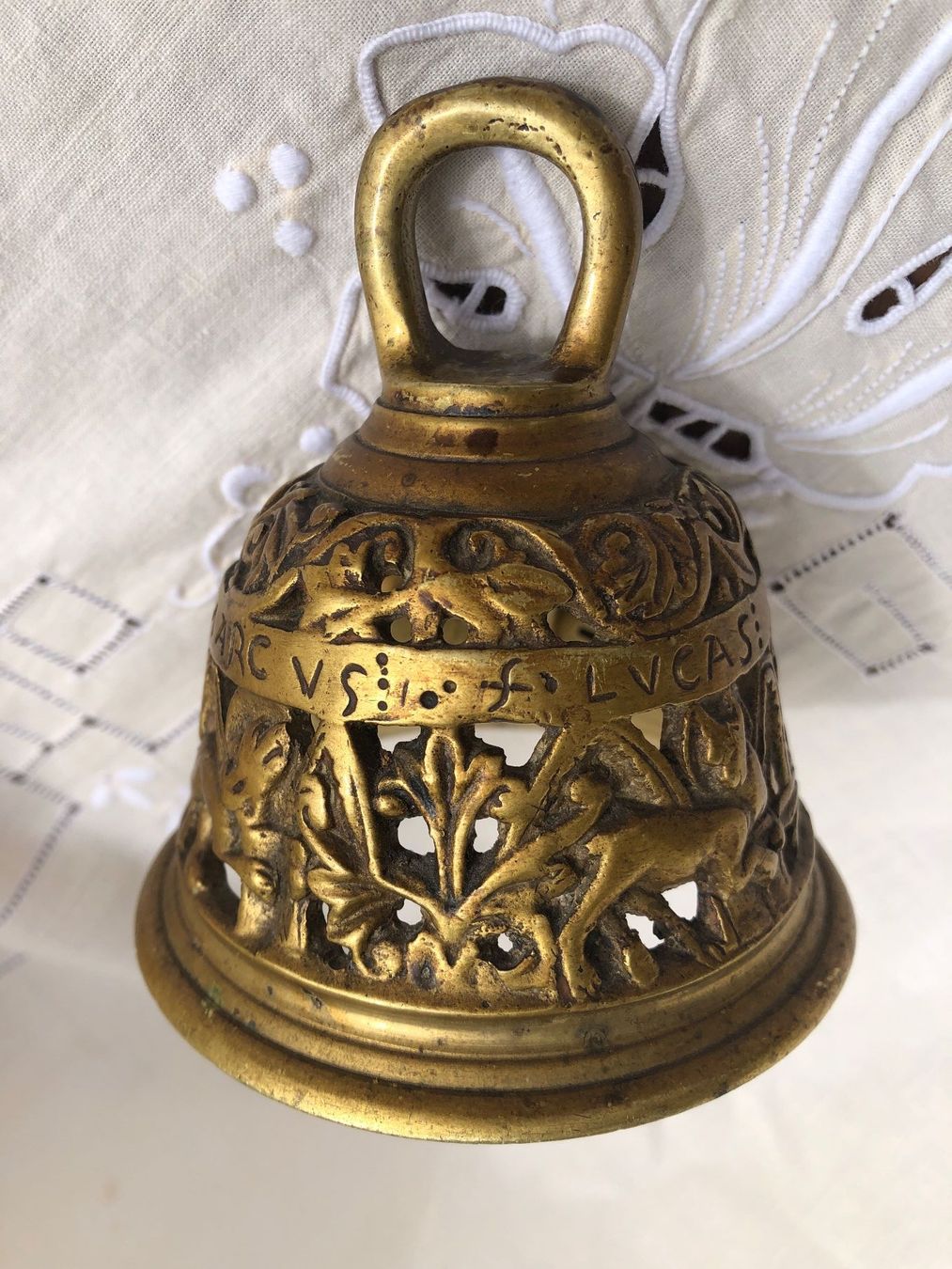 Campanacci mucche: Glocke Messing Antik Kirchenmotive – Usato da Zollikofen venduto da lorik007