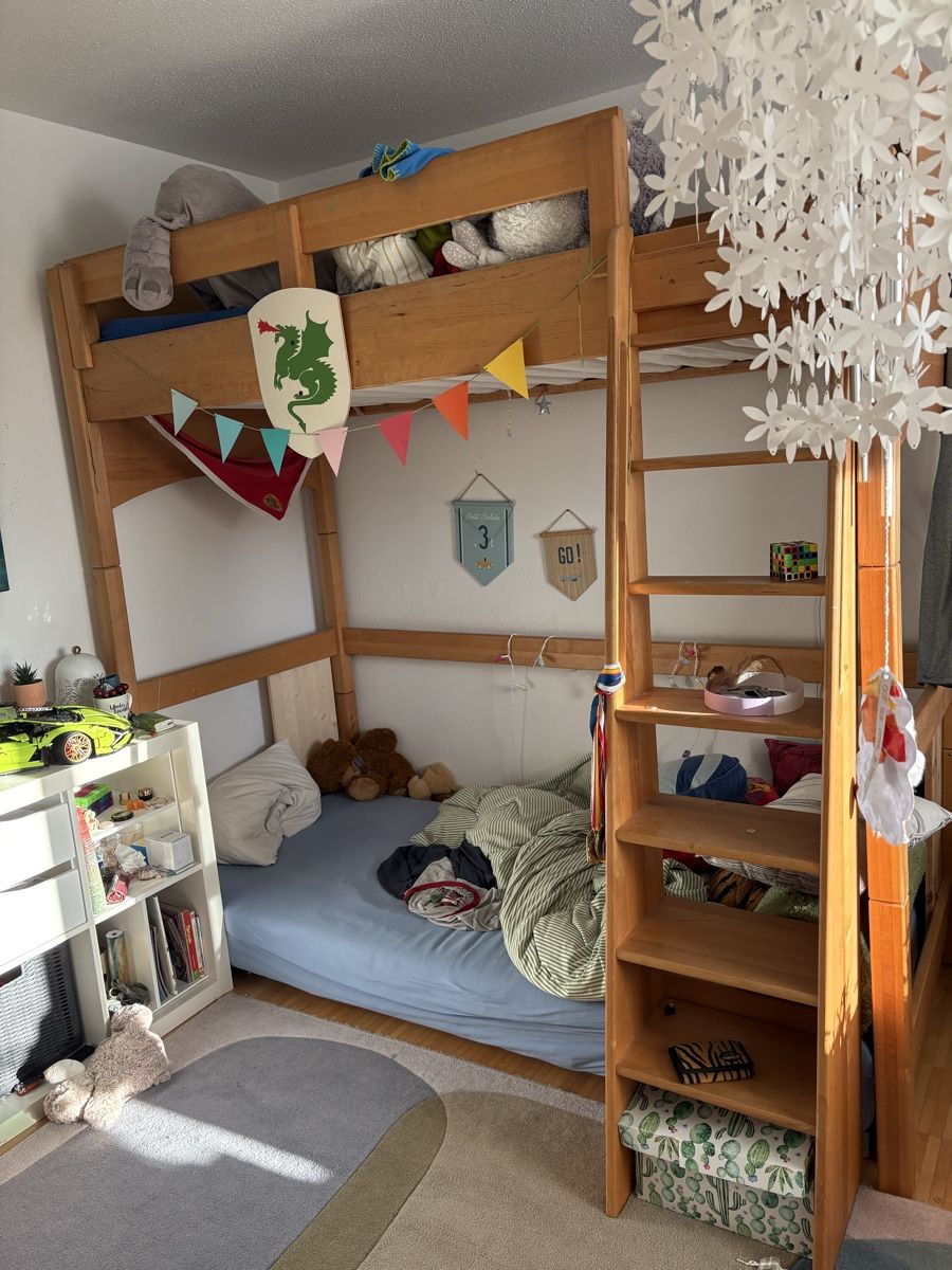 Letti: Hochbett aus Massivholz – Usato da Oetwil am See venduto da Theboxi 1