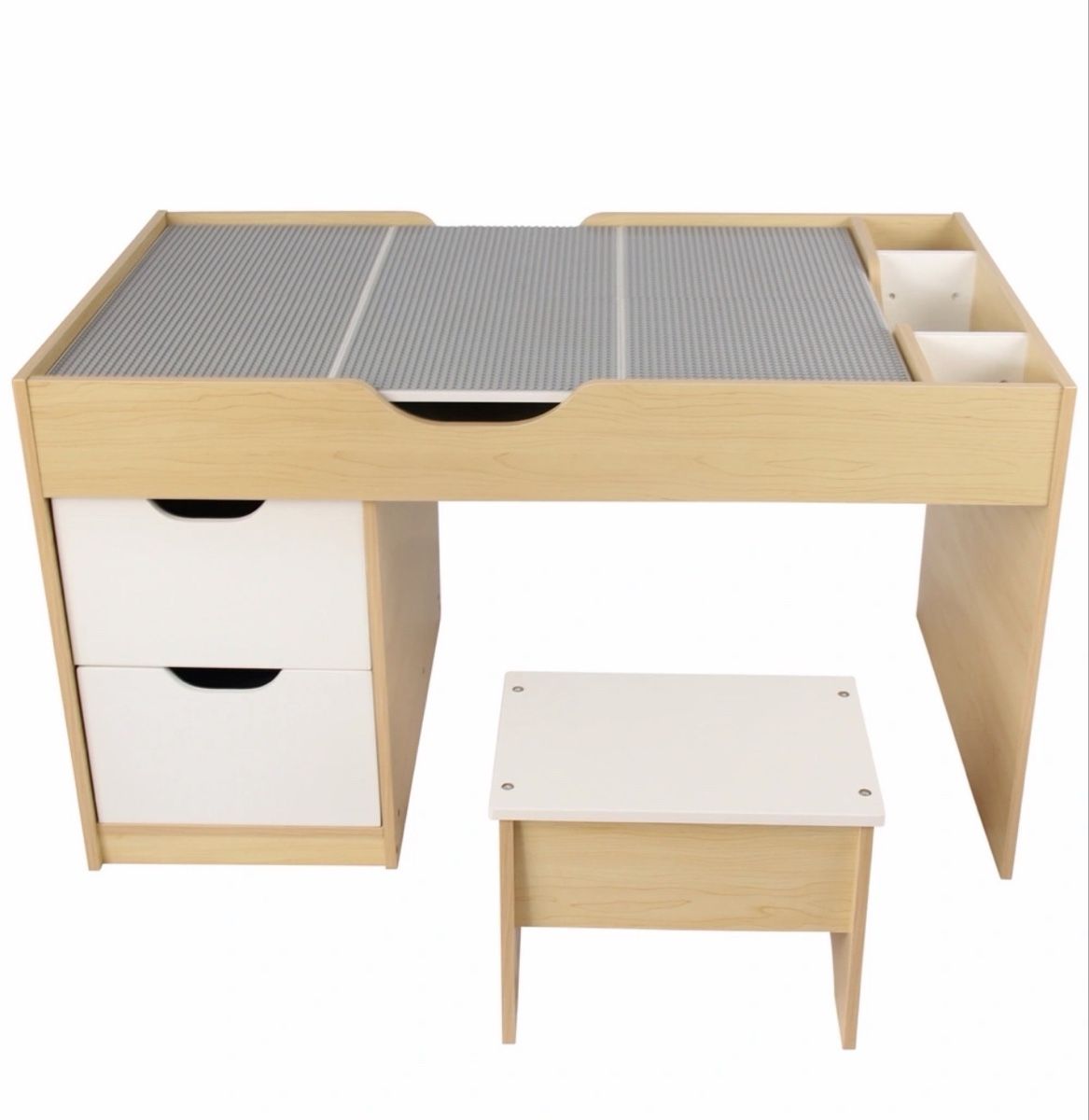Tavoli: Kinderspieltisch mit Hocker Holzoptik  – Usato da Steinhausen venduto da Elif.Guerbuez