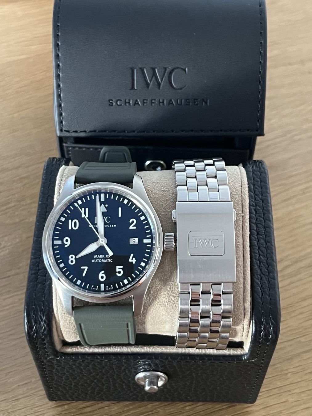 IWC Orologi: IWC Mark XX Automatic mit Stahlband, 2 Bänder und Box – Usato da Mols venduto da Mountain_Picture 6