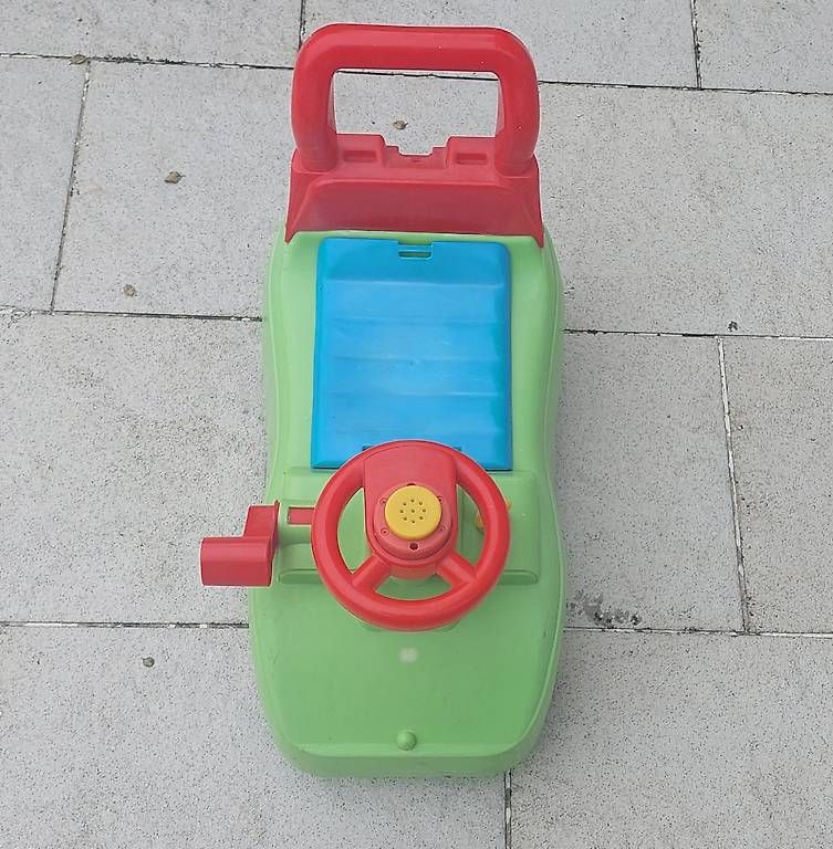 Veicoli per bambini: Voiturette enfant 2 à 4 ans – Usato da Morges venduto da pha_9xnc 2