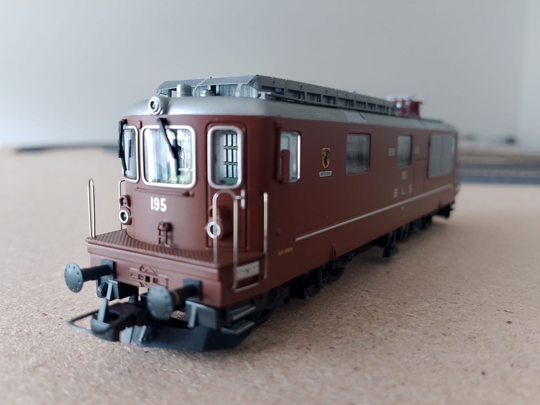 SBB/CFF/FFS Modelleisenbahnen: SBB&BLS LOKS (gleich&Wechselstrom) – Neu und originalverpackt aus Interlaken von choenu 1