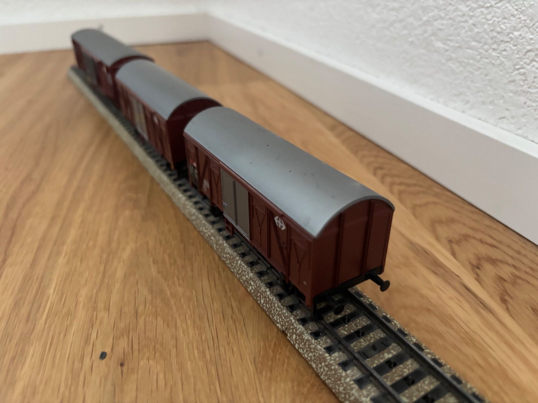 Märklin Modellini di ferrovie: 3x Wagen Gütertransport - Märklin & Electrotren – Usato da Bremgarten AG venduto da Trombone98 4