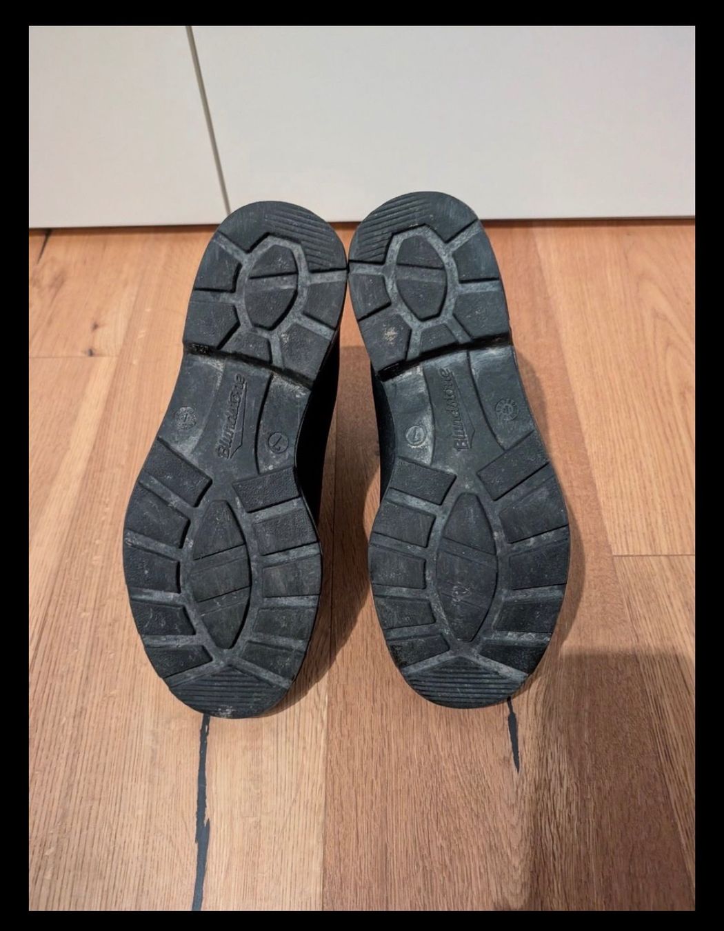 Blundstone Scarpe da uomo: Blundstone Schwarz Gr. 7 – Usato da Môtier (Vully) venduto da Iljos 2