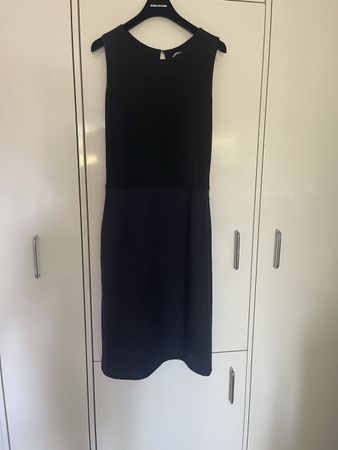 Kleid Paule Ka schwarz ärmellos Grösse 38 guter Zustand