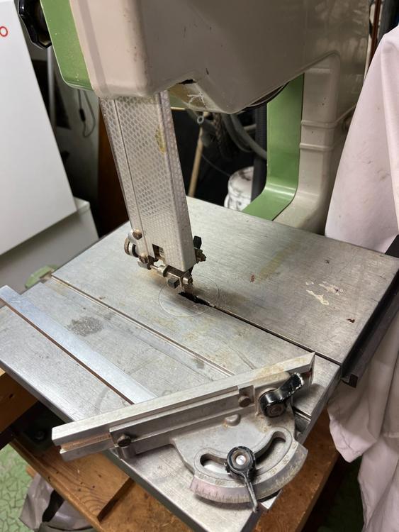 SCIE A RUBAN ET RABOTEUSE INCA / MACHINE COMBINEE TOUT EN UN (Gebraucht ...